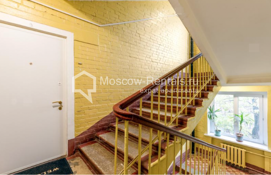 Photo #13 2-room (1 BR) apartment for <a href="http://moscow-rentals.ru/en/articles/long-term-rent" target="_blank">a long-term</a> rent
 in Russia, Moscow, Staryi Tolmachevskyi lane, 7