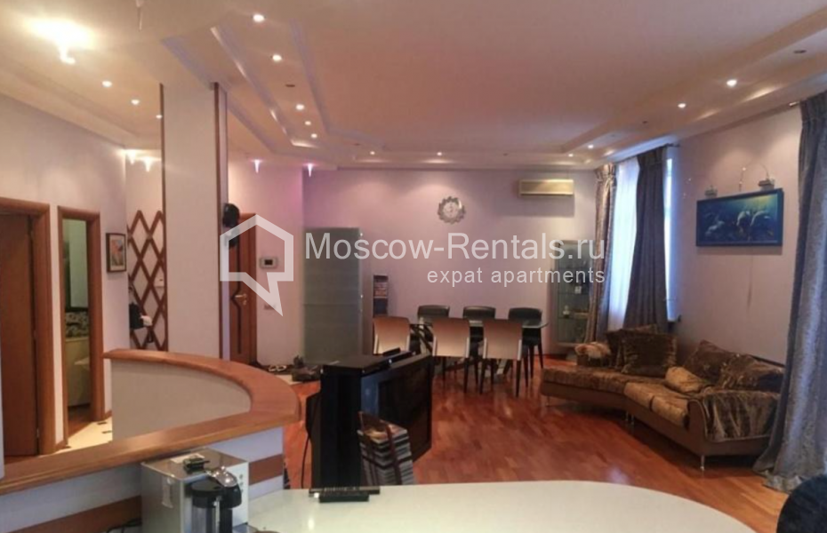 Photo #6 3-room (2 BR) apartment for <a href="http://moscow-rentals.ru/en/articles/long-term-rent" target="_blank">a long-term</a> rent
 in Russia, Moscow, Kosmodamianskaya emb, 40/42с3