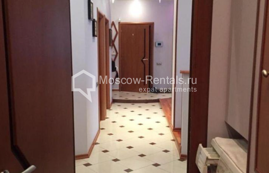 Photo #12 3-room (2 BR) apartment for <a href="http://moscow-rentals.ru/en/articles/long-term-rent" target="_blank">a long-term</a> rent
 in Russia, Moscow, Kosmodamianskaya emb, 40/42с3
