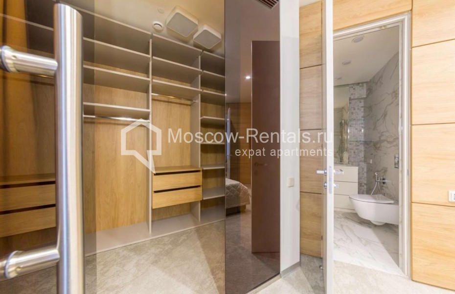 Photo #8 3-room (2 BR) apartment for <a href="http://moscow-rentals.ru/en/articles/long-term-rent" target="_blank">a long-term</a> rent
 in Russia, Moscow, New Arbat str, 32