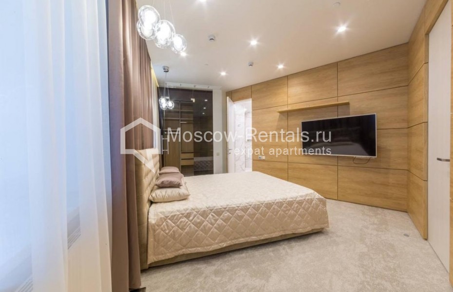 Photo #3 3-room (2 BR) apartment for <a href="http://moscow-rentals.ru/en/articles/long-term-rent" target="_blank">a long-term</a> rent
 in Russia, Moscow, New Arbat str, 32