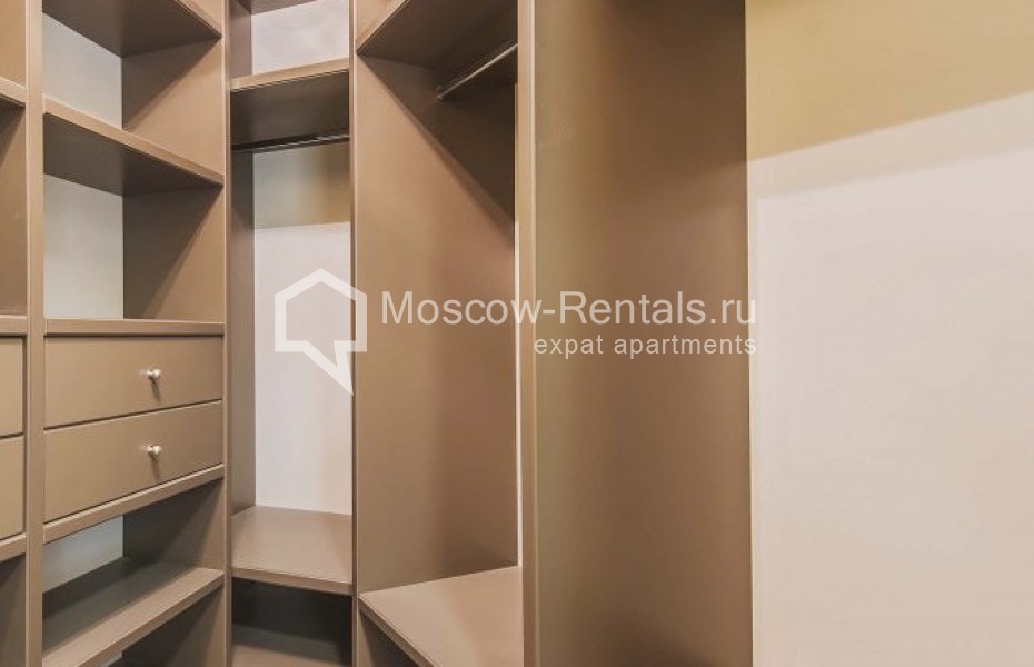 Photo #16 3-room (2 BR) apartment for <a href="http://moscow-rentals.ru/en/articles/long-term-rent" target="_blank">a long-term</a> rent
 in Russia, Moscow, Fadeeva str, 4А