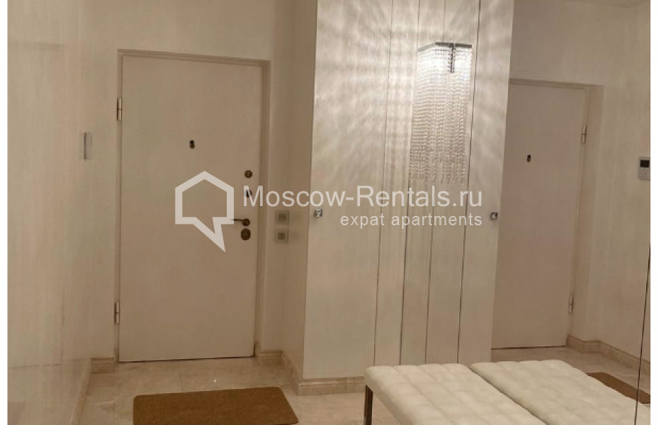 Photo #11 3-room (2 BR) apartment for <a href="http://moscow-rentals.ru/en/articles/long-term-rent" target="_blank">a long-term</a> rent
 in Russia, Moscow, B. Sadovaya str, 5к1