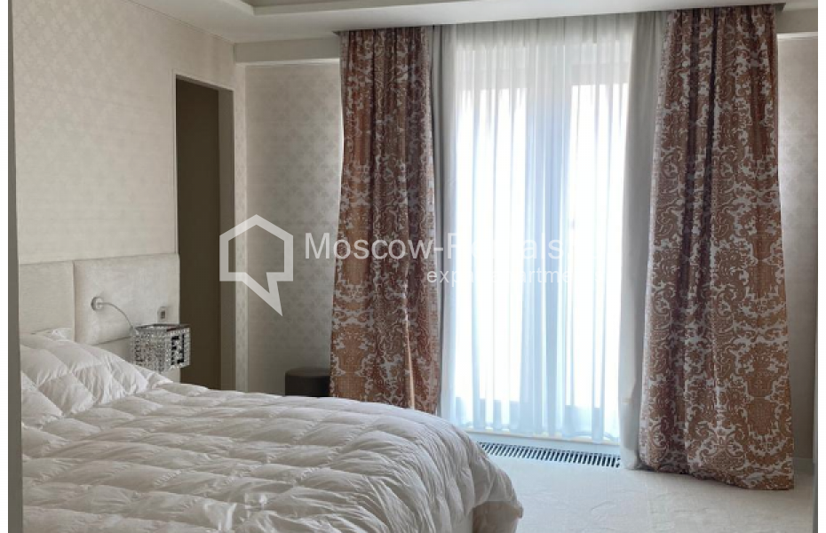 Photo #7 3-room (2 BR) apartment for <a href="http://moscow-rentals.ru/en/articles/long-term-rent" target="_blank">a long-term</a> rent
 in Russia, Moscow, B. Sadovaya str, 5к1