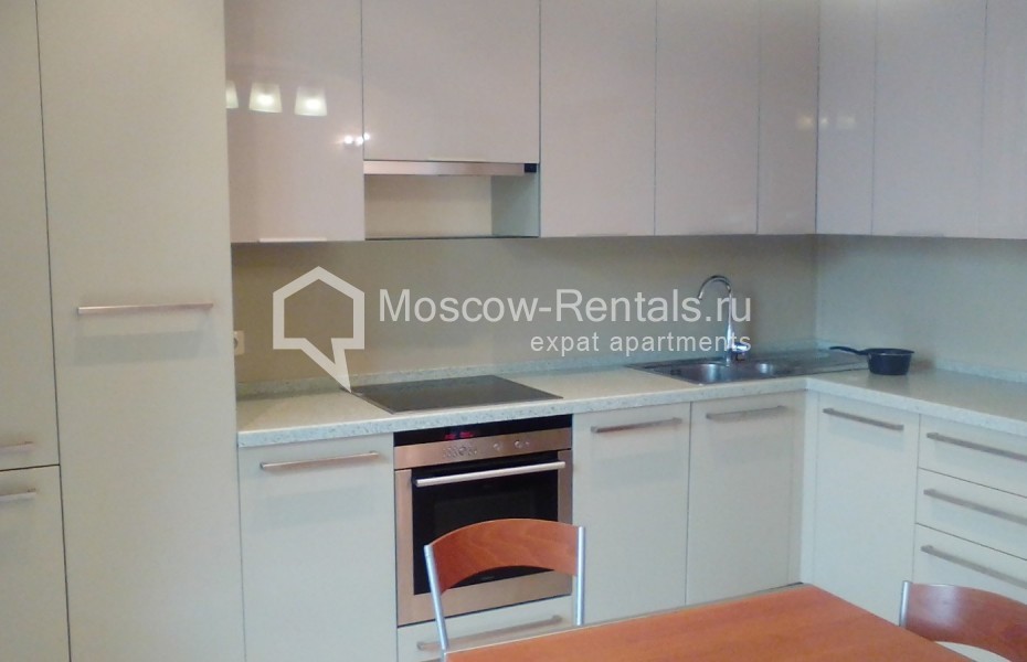 Photo #4 2-room (1 BR) apartment for <a href="http://moscow-rentals.ru/en/articles/long-term-rent" target="_blank">a long-term</a> rent
 in Russia, Moscow, Runovskyi lane, 10С1