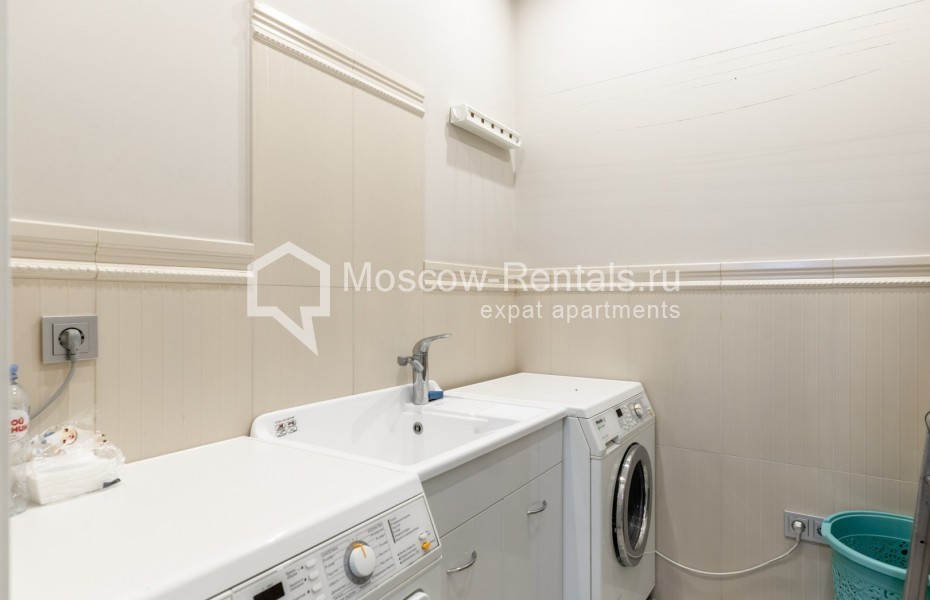 Photo #14 4-room (3 BR) apartment for <a href="http://moscow-rentals.ru/en/articles/long-term-rent" target="_blank">a long-term</a> rent
 in Russia, Moscow, Tsvetnoi blv, 15к2