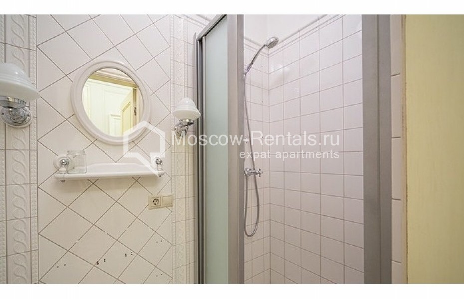 Photo #13 4-room (3 BR) apartment for <a href="http://moscow-rentals.ru/en/articles/long-term-rent" target="_blank">a long-term</a> rent
 in Russia, Moscow, Ostojenskaya str, 5