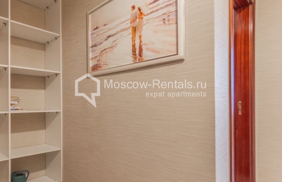 Photo #14 3-room (2 BR) apartment for <a href="http://moscow-rentals.ru/en/articles/long-term-rent" target="_blank">a long-term</a> rent
 in Russia, Moscow, Bolshaya Yakimanka str, 26