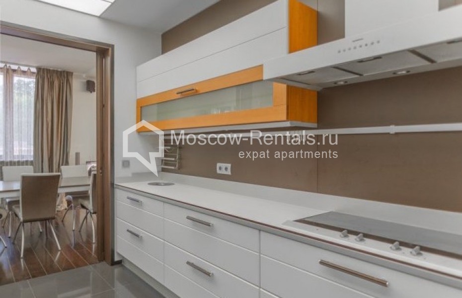 Photo #10 3-room (2 BR) apartment for <a href="http://moscow-rentals.ru/en/articles/long-term-rent" target="_blank">a long-term</a> rent
 in Russia, Moscow, 3rd Kadashevskyi lane, 4с2/16