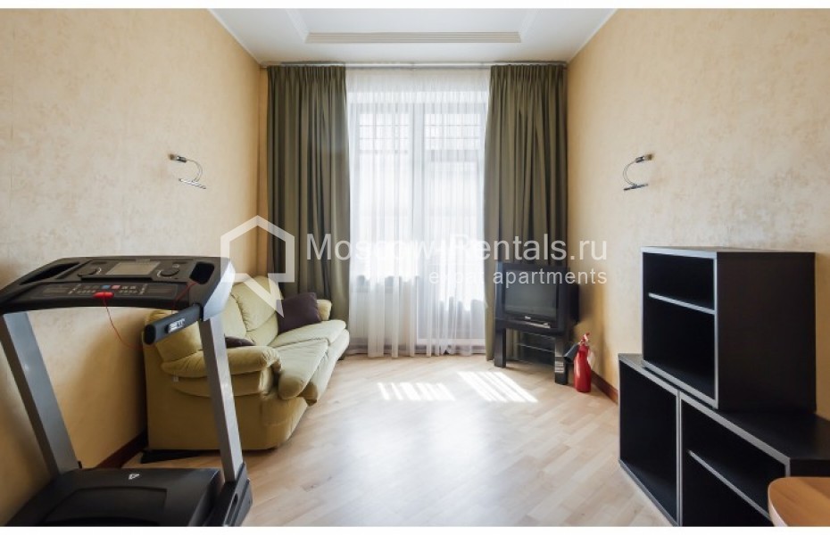 Photo #11 4-room (3 BR) apartment for <a href="http://moscow-rentals.ru/en/articles/long-term-rent" target="_blank">a long-term</a> rent
 in Russia, Moscow, Trubnikovkyi lane, 30С1