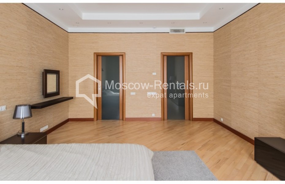Photo #10 4-room (3 BR) apartment for <a href="http://moscow-rentals.ru/en/articles/long-term-rent" target="_blank">a long-term</a> rent
 in Russia, Moscow, Trubnikovkyi lane, 30С1