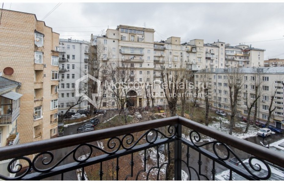 Photo #15 4-room (3 BR) apartment for <a href="http://moscow-rentals.ru/en/articles/long-term-rent" target="_blank">a long-term</a> rent
 in Russia, Moscow, Ermolaevskyi lane, 4