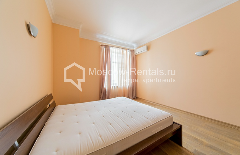 Photo #10 5-room (4 BR) apartment for <a href="http://moscow-rentals.ru/en/articles/long-term-rent" target="_blank">a long-term</a> rent
 in Russia, Moscow, Solyanka str, 1/2С1