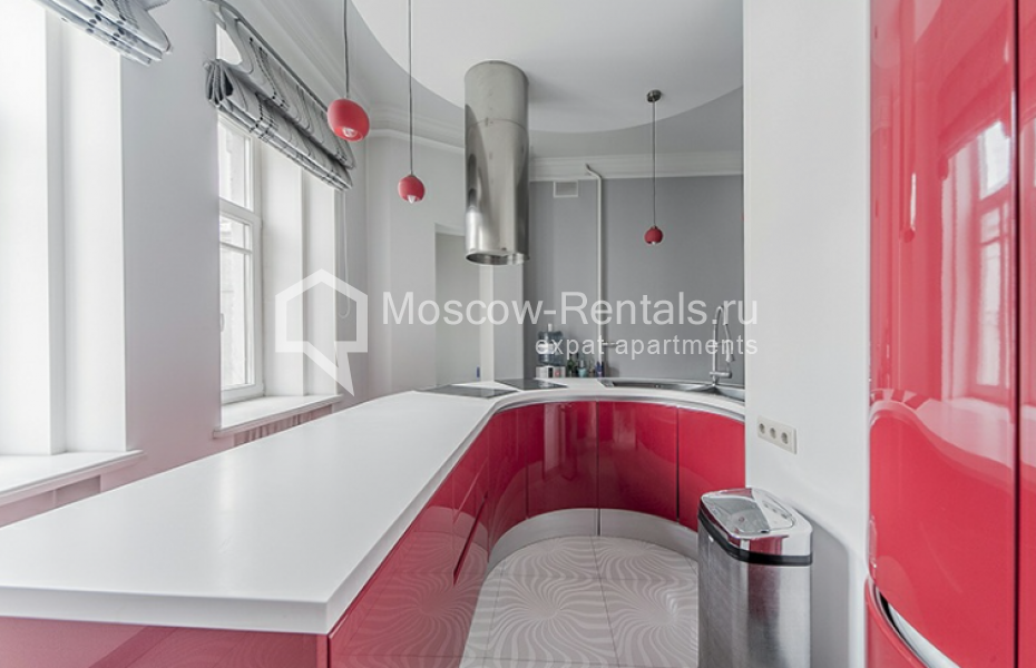 Photo #7 5-room (4 BR) apartment for <a href="http://moscow-rentals.ru/en/articles/long-term-rent" target="_blank">a long-term</a> rent
 in Russia, Moscow, Solyanka str, 1/2С1