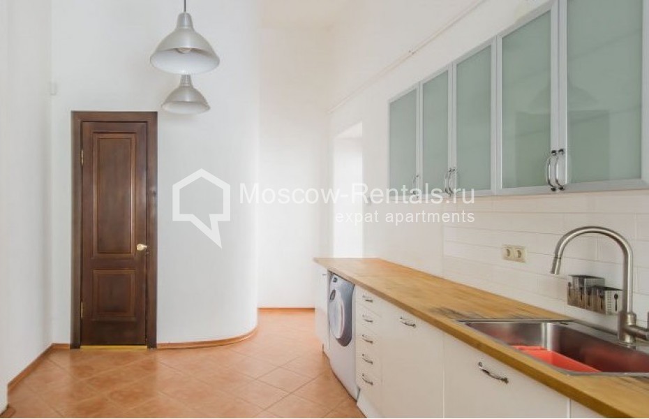 Photo #5 5-room (4 BR) apartment for <a href="http://moscow-rentals.ru/en/articles/long-term-rent" target="_blank">a long-term</a> rent
 in Russia, Moscow, Brusov lane, 6