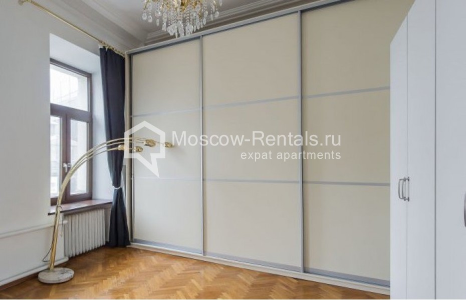 Photo #9 5-room (4 BR) apartment for <a href="http://moscow-rentals.ru/en/articles/long-term-rent" target="_blank">a long-term</a> rent
 in Russia, Moscow, Brusov lane, 6