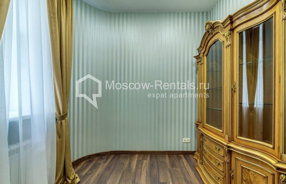 Photo #33 5-room (4 BR) apartment for <a href="http://moscow-rentals.ru/en/articles/long-term-rent" target="_blank">a long-term</a> rent
 in Russia, Moscow, Nikitskyi blv, 12