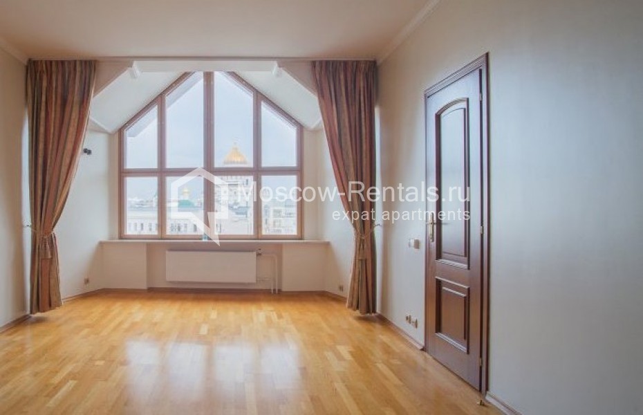 Photo #12 6-room (5 BR) apartment for <a href="http://moscow-rentals.ru/en/articles/long-term-rent" target="_blank">a long-term</a> rent
 in Russia, Moscow, 1st Zachatievskyi lane, 6