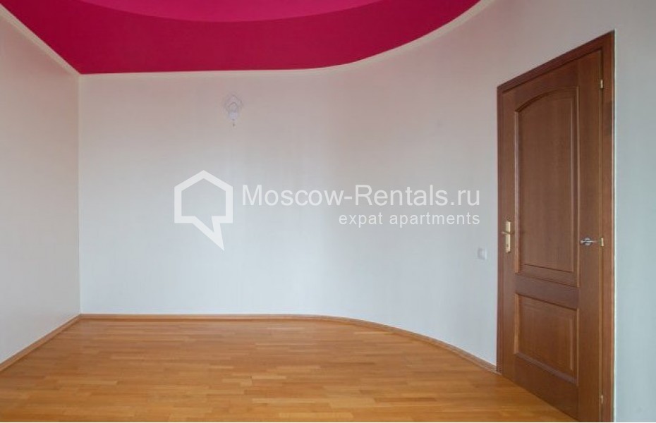 Photo #11 6-room (5 BR) apartment for <a href="http://moscow-rentals.ru/en/articles/long-term-rent" target="_blank">a long-term</a> rent
 in Russia, Moscow, 1st Zachatievskyi lane, 6