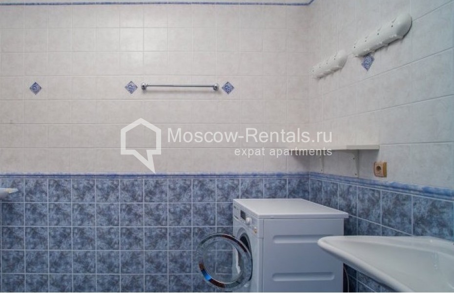 Photo #18 6-room (5 BR) apartment for <a href="http://moscow-rentals.ru/en/articles/long-term-rent" target="_blank">a long-term</a> rent
 in Russia, Moscow, 1st Zachatievskyi lane, 6