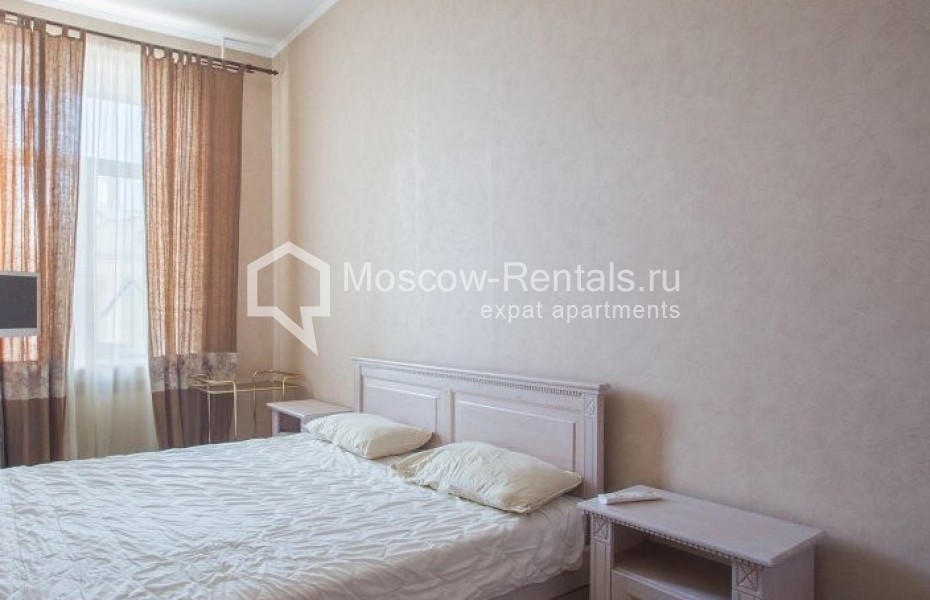 Photo #5 2-room (1 BR) apartment for <a href="http://moscow-rentals.ru/en/articles/long-term-rent" target="_blank">a long-term</a> rent
 in Russia, Moscow, Gusyatnikov lane, 3/1С1