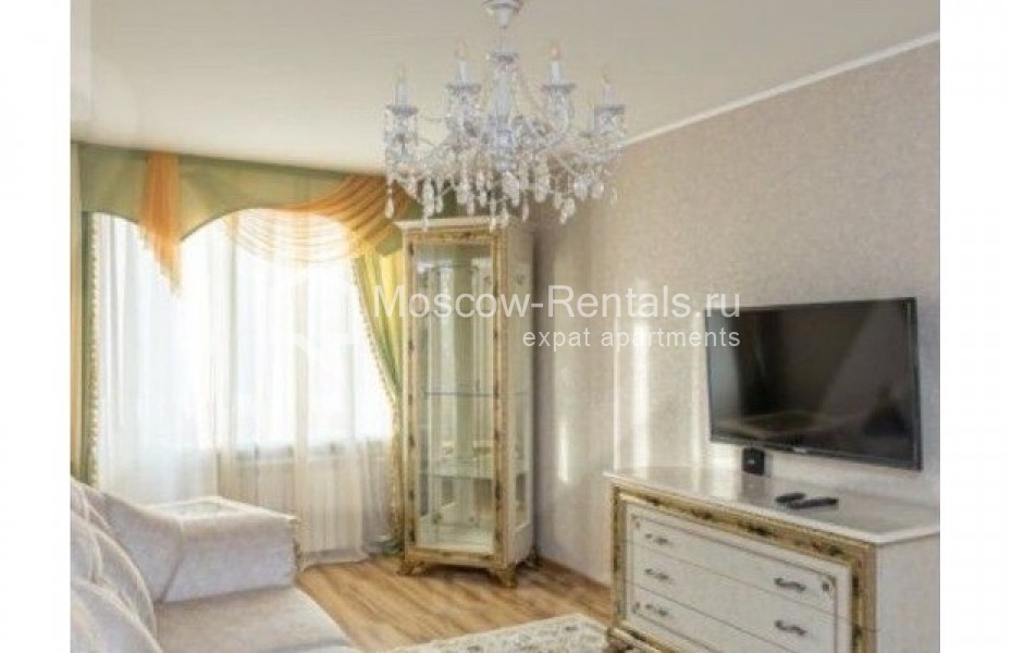Photo #2 2-room (1 BR) apartment for <a href="http://moscow-rentals.ru/en/articles/long-term-rent" target="_blank">a long-term</a> rent
 in Russia, Moscow, Staraya Basmannaya str, 9к2
