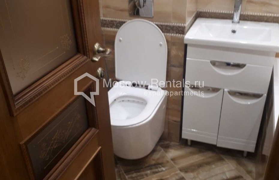 Photo #12 2-room (1 BR) apartment for <a href="http://moscow-rentals.ru/en/articles/long-term-rent" target="_blank">a long-term</a> rent
 in Russia, Moscow, Staraya Basmannaya str, 9к2