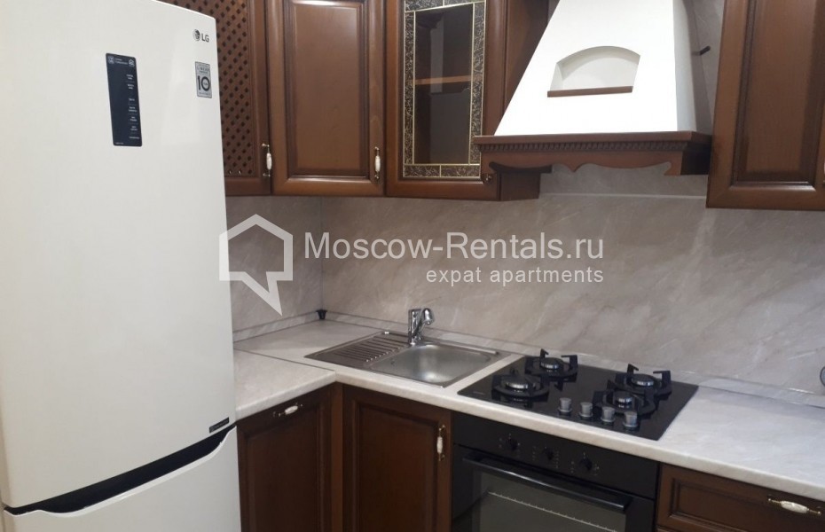 Photo #10 2-room (1 BR) apartment for <a href="http://moscow-rentals.ru/en/articles/long-term-rent" target="_blank">a long-term</a> rent
 in Russia, Moscow, Staraya Basmannaya str, 9к2