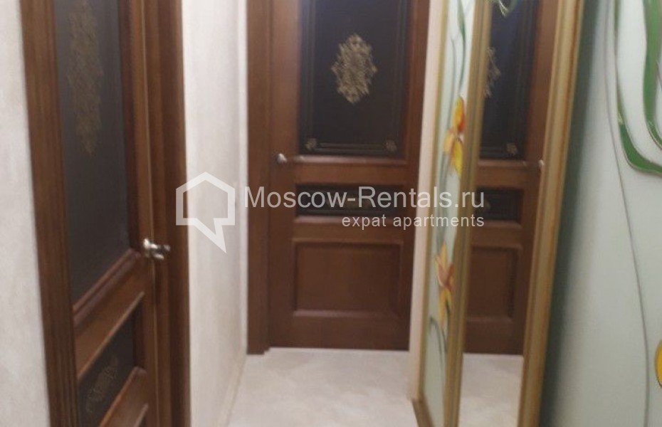 Photo #13 2-room (1 BR) apartment for <a href="http://moscow-rentals.ru/en/articles/long-term-rent" target="_blank">a long-term</a> rent
 in Russia, Moscow, Staraya Basmannaya str, 9к2