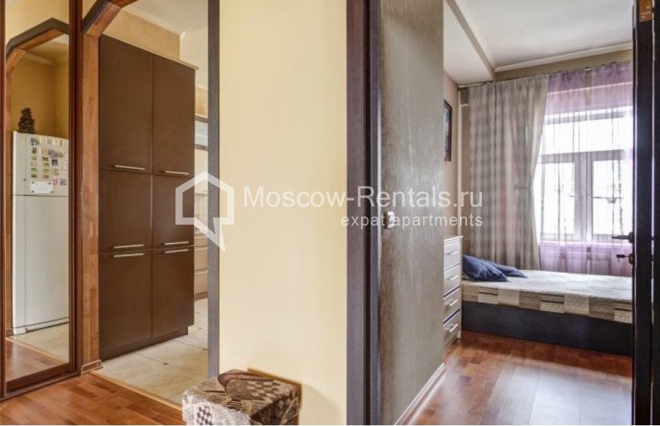 Photo #6 3-room (2 BR) apartment for <a href="http://moscow-rentals.ru/en/articles/long-term-rent" target="_blank">a long-term</a> rent
 in Russia, Moscow, Petroverigskyi lane, 3С1