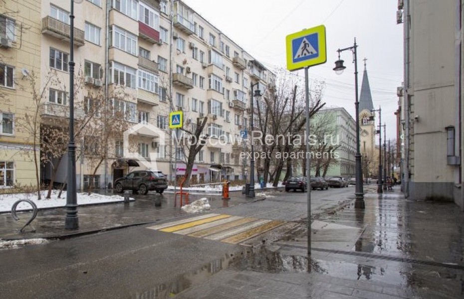 Photo #13 3-room (2 BR) apartment for <a href="http://moscow-rentals.ru/en/articles/long-term-rent" target="_blank">a long-term</a> rent
 in Russia, Moscow, Petroverigskyi lane, 3С1
