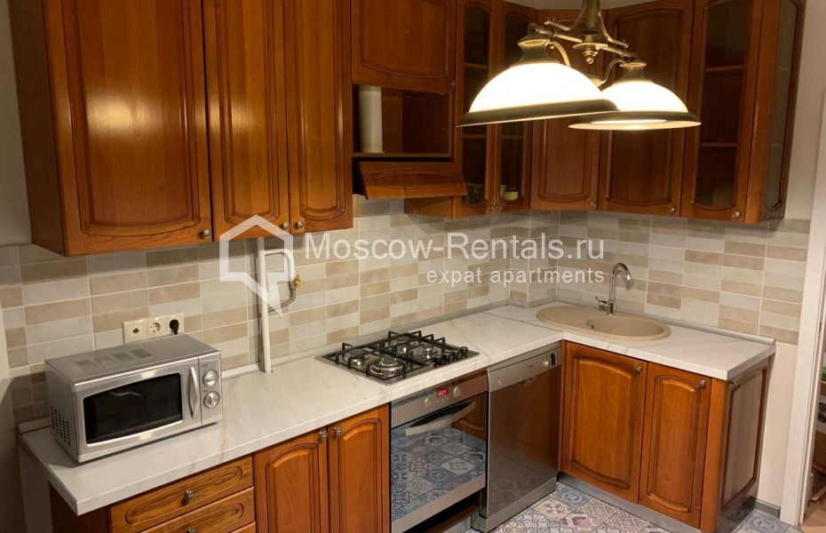 Photo #4 3-room (2 BR) apartment for <a href="http://moscow-rentals.ru/en/articles/long-term-rent" target="_blank">a long-term</a> rent
 in Russia, Moscow, Prospect Mira str, 76
