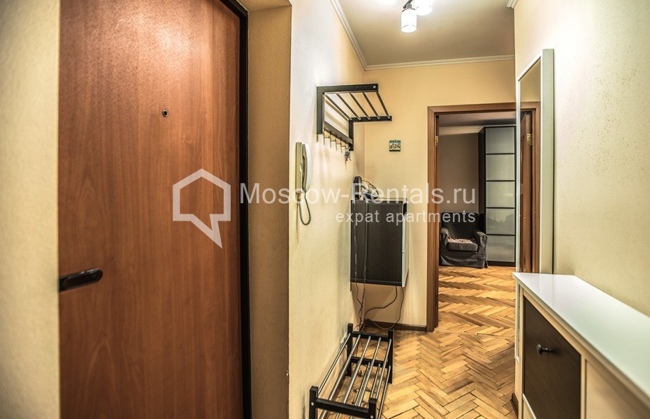 Photo #13 2-room (1 BR) apartment for <a href="http://moscow-rentals.ru/en/articles/long-term-rent" target="_blank">a long-term</a> rent
 in Russia, Moscow, 3rd Sokolnicheskaya str, 4