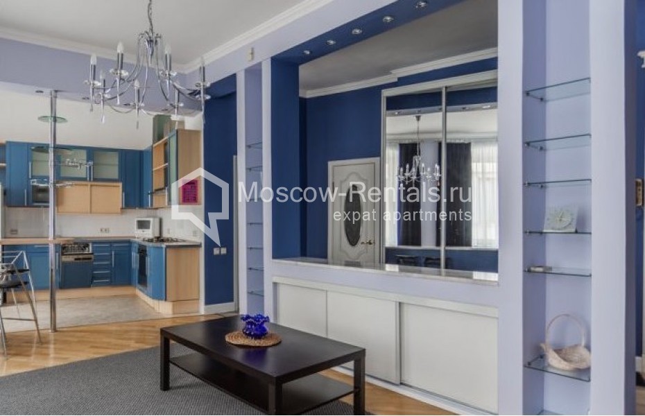 Photo #4 3-room (2 BR) apartment for <a href="http://moscow-rentals.ru/en/articles/long-term-rent" target="_blank">a long-term</a> rent
 in Russia, Moscow, 4th Rostovskyi lane, 2С2