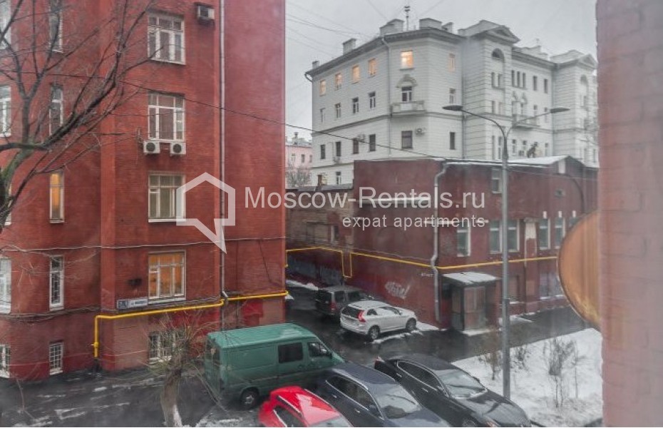 Photo #10 4-room (3 BR) apartment for <a href="http://moscow-rentals.ru/en/articles/long-term-rent" target="_blank">a long-term</a> rent
 in Russia, Moscow, Myasnitskaya str, 21С8