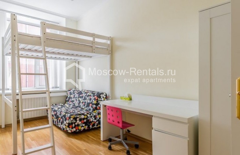 Photo #6 4-room (3 BR) apartment for <a href="http://moscow-rentals.ru/en/articles/long-term-rent" target="_blank">a long-term</a> rent
 in Russia, Moscow, Myasnitskaya str, 21С8