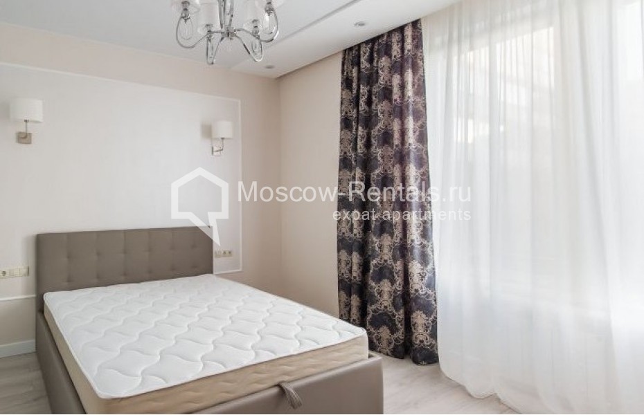 Photo #5 3-room (2 BR) apartment for <a href="http://moscow-rentals.ru/en/articles/long-term-rent" target="_blank">a long-term</a> rent
 in Russia, Moscow, Dokuchaev lane, 2
