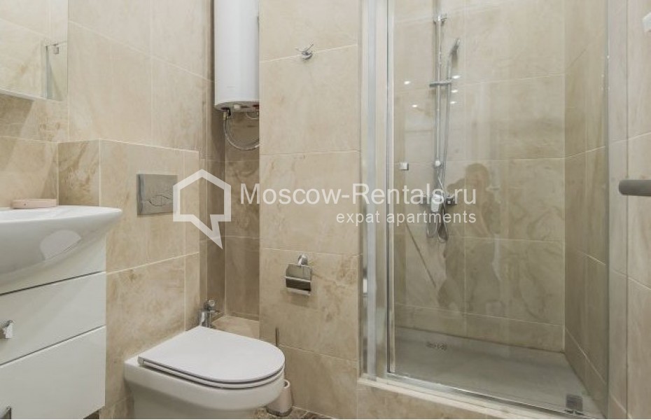 Photo #10 3-room (2 BR) apartment for <a href="http://moscow-rentals.ru/en/articles/long-term-rent" target="_blank">a long-term</a> rent
 in Russia, Moscow, Dokuchaev lane, 2