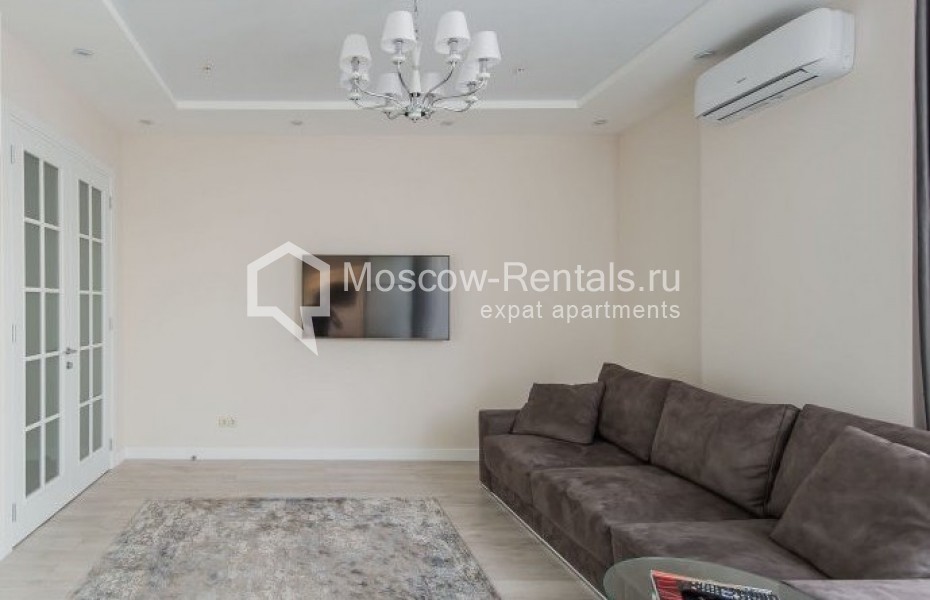 Photo #1 3-room (2 BR) apartment for <a href="http://moscow-rentals.ru/en/articles/long-term-rent" target="_blank">a long-term</a> rent
 in Russia, Moscow, Dokuchaev lane, 2