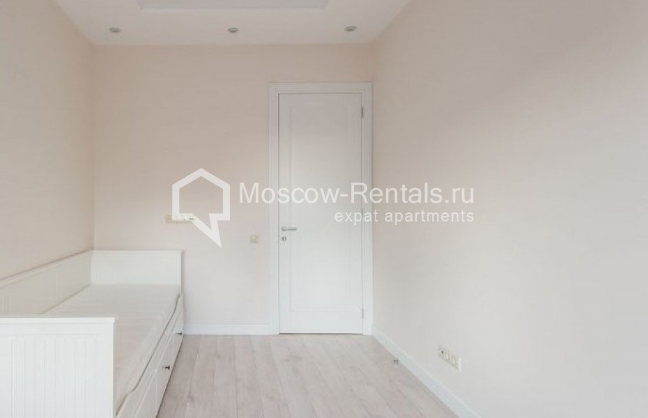 Photo #8 3-room (2 BR) apartment for <a href="http://moscow-rentals.ru/en/articles/long-term-rent" target="_blank">a long-term</a> rent
 in Russia, Moscow, Dokuchaev lane, 2