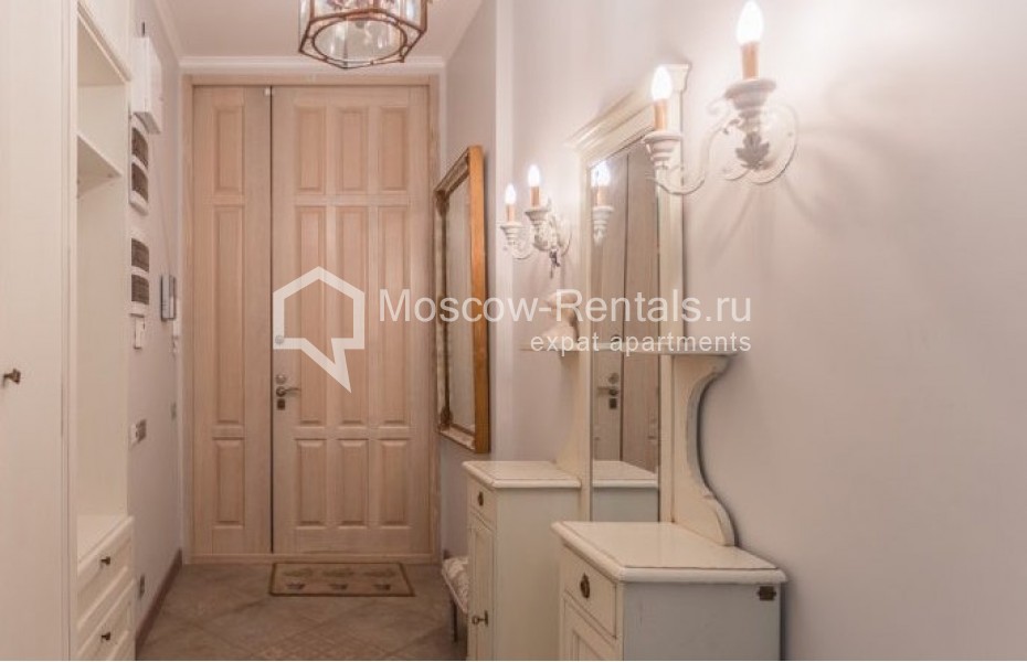 Photo #18 4-room (3 BR) apartment for <a href="http://moscow-rentals.ru/en/articles/long-term-rent" target="_blank">a long-term</a> rent
 in Russia, Moscow, B. Kharitonievskyi lane, 14