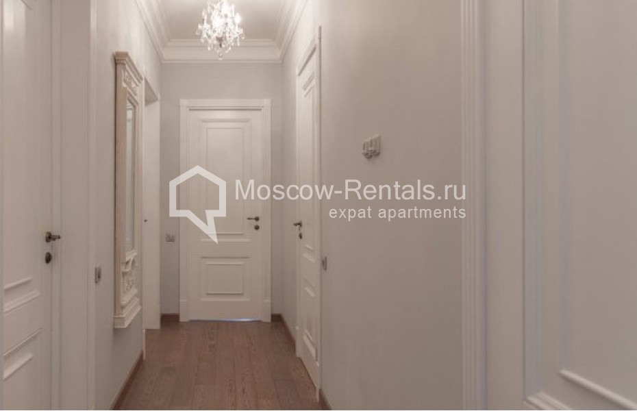 Photo #19 4-room (3 BR) apartment for <a href="http://moscow-rentals.ru/en/articles/long-term-rent" target="_blank">a long-term</a> rent
 in Russia, Moscow, B. Kharitonievskyi lane, 14
