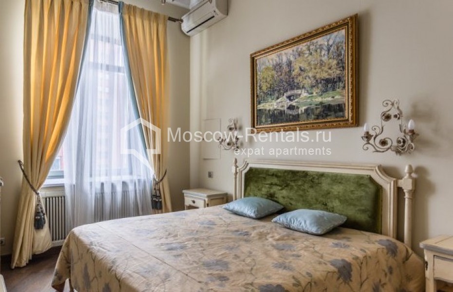 Photo #7 4-room (3 BR) apartment for <a href="http://moscow-rentals.ru/en/articles/long-term-rent" target="_blank">a long-term</a> rent
 in Russia, Moscow, B. Kharitonievskyi lane, 14