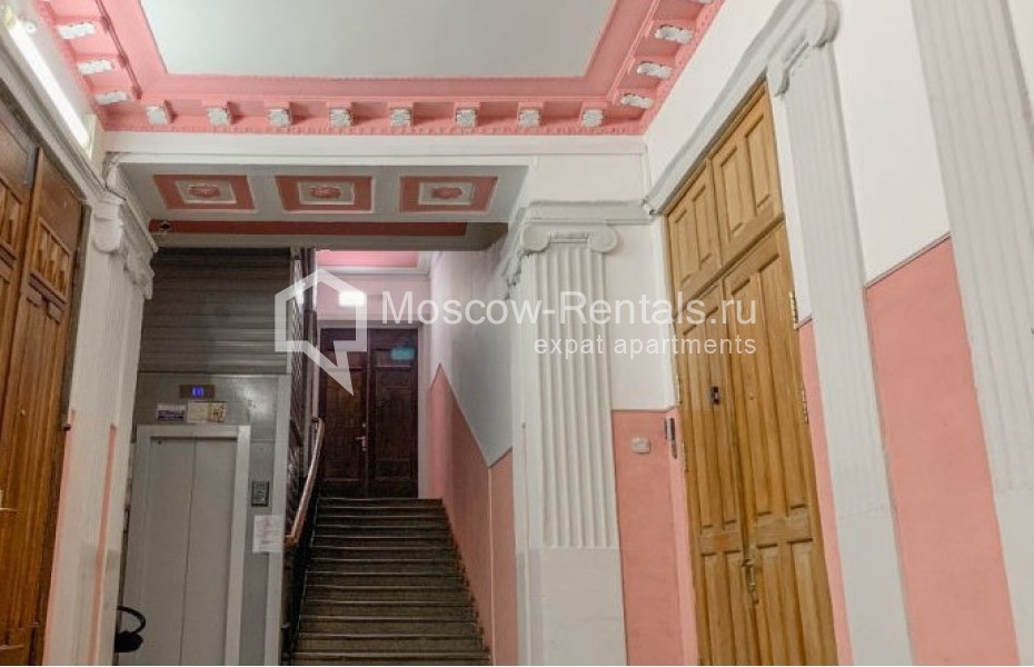 Photo #22 4-room (3 BR) apartment for <a href="http://moscow-rentals.ru/en/articles/long-term-rent" target="_blank">a long-term</a> rent
 in Russia, Moscow, B. Kharitonievskyi lane, 14