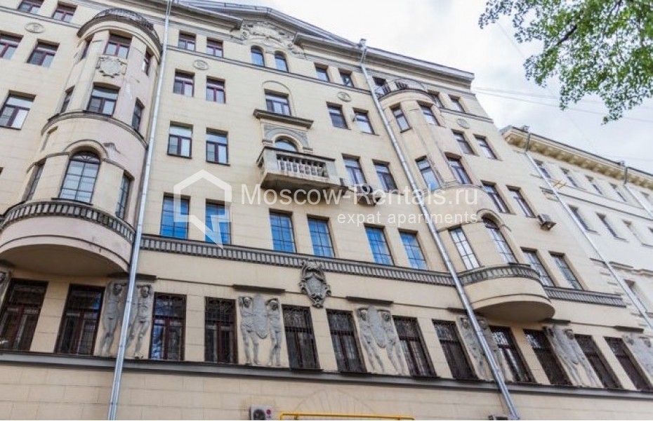 Photo #24 4-room (3 BR) apartment for <a href="http://moscow-rentals.ru/en/articles/long-term-rent" target="_blank">a long-term</a> rent
 in Russia, Moscow, B. Kharitonievskyi lane, 14