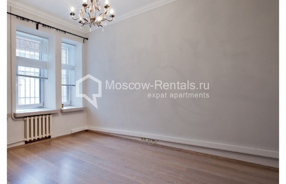 Photo #9 4-room (3 BR) apartment for <a href="http://moscow-rentals.ru/en/articles/long-term-rent" target="_blank">a long-term</a> rent
 in Russia, Moscow, B. Sukharevskyi lane, 15С1