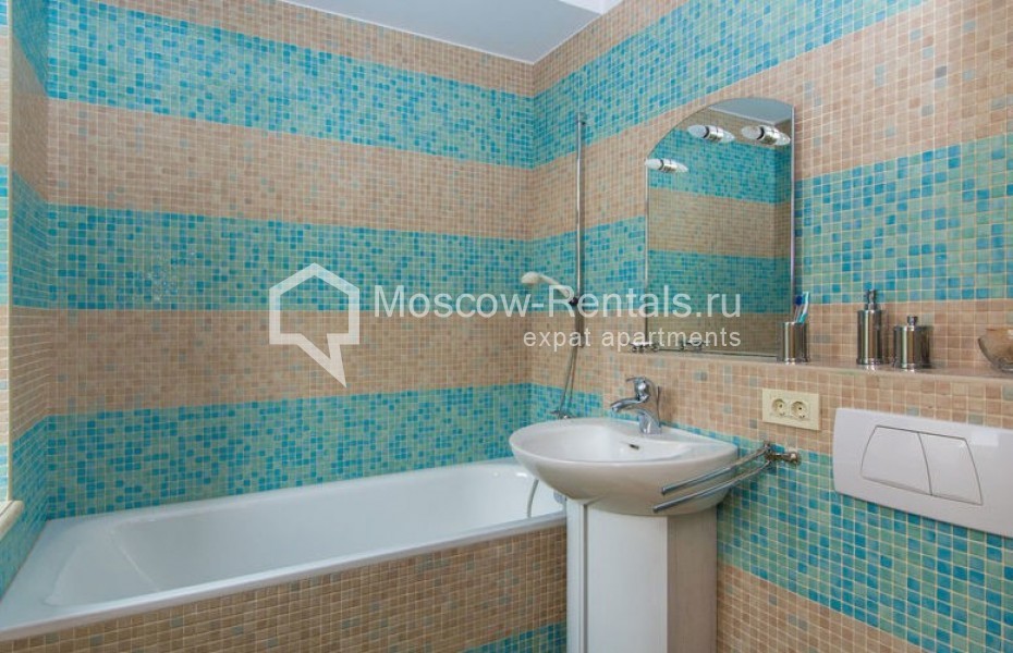 Photo #10 3-room (2 BR) apartment for <a href="http://moscow-rentals.ru/en/articles/long-term-rent" target="_blank">a long-term</a> rent
 in Russia, Moscow, Bolshaya Pionerskaya str, 20