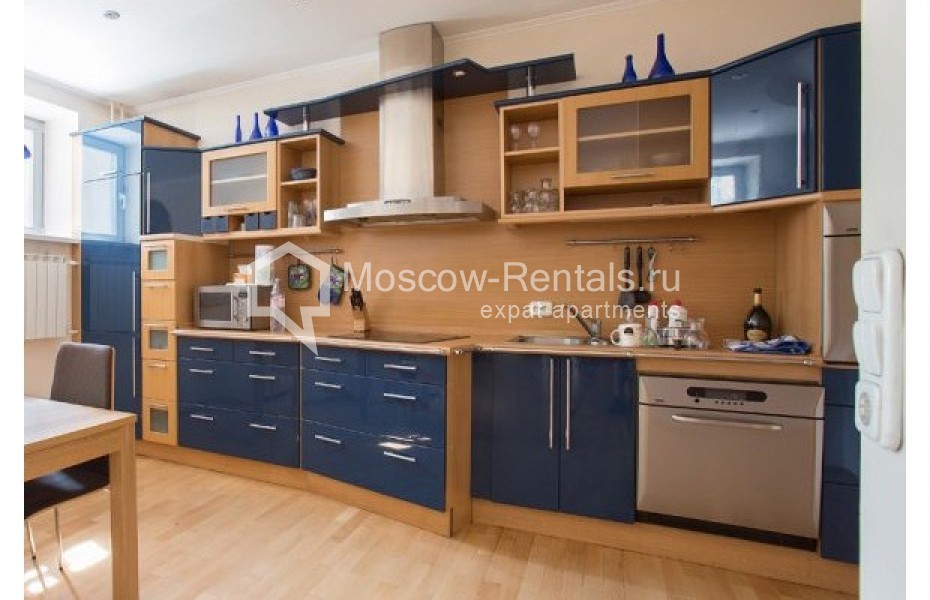 Photo #4 3-room (2 BR) apartment for <a href="http://moscow-rentals.ru/en/articles/long-term-rent" target="_blank">a long-term</a> rent
 in Russia, Moscow, Daev lane, 5