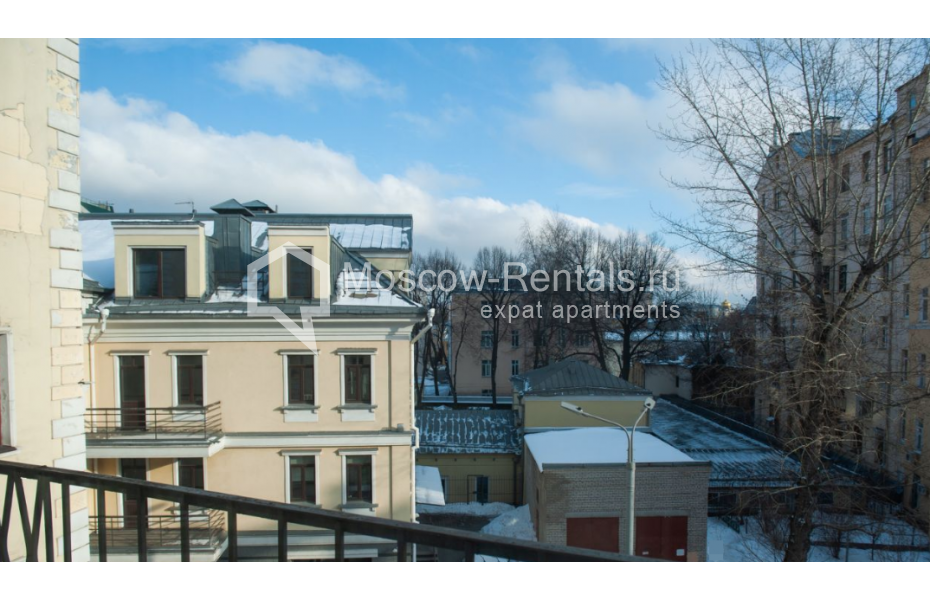 Photo #18 3-room (2 BR) apartment for <a href="http://moscow-rentals.ru/en/articles/long-term-rent" target="_blank">a long-term</a> rent
 in Russia, Moscow, B. Levshinskyi lane
