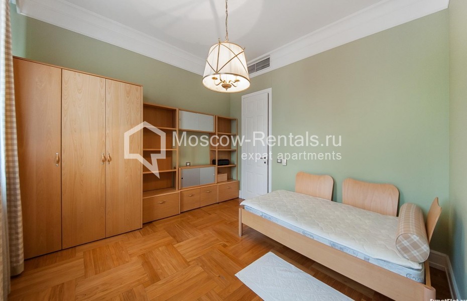 Photo #25 5-room (4 BR) apartment for <a href="http://moscow-rentals.ru/en/articles/long-term-rent" target="_blank">a long-term</a> rent
 in Russia, Moscow, Molochnyi lane, 4